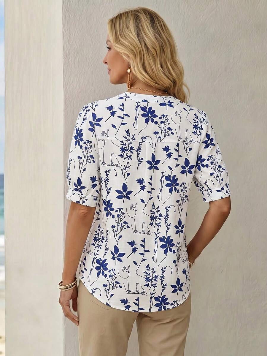 Emery Rose – Women’s Floral V-Neck Blouse | Effortless Elegance